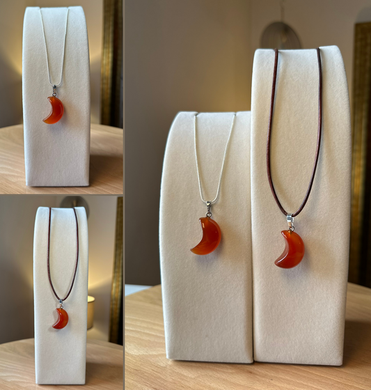 Kette Edelsteinanhänger Karneol Symbol Mond