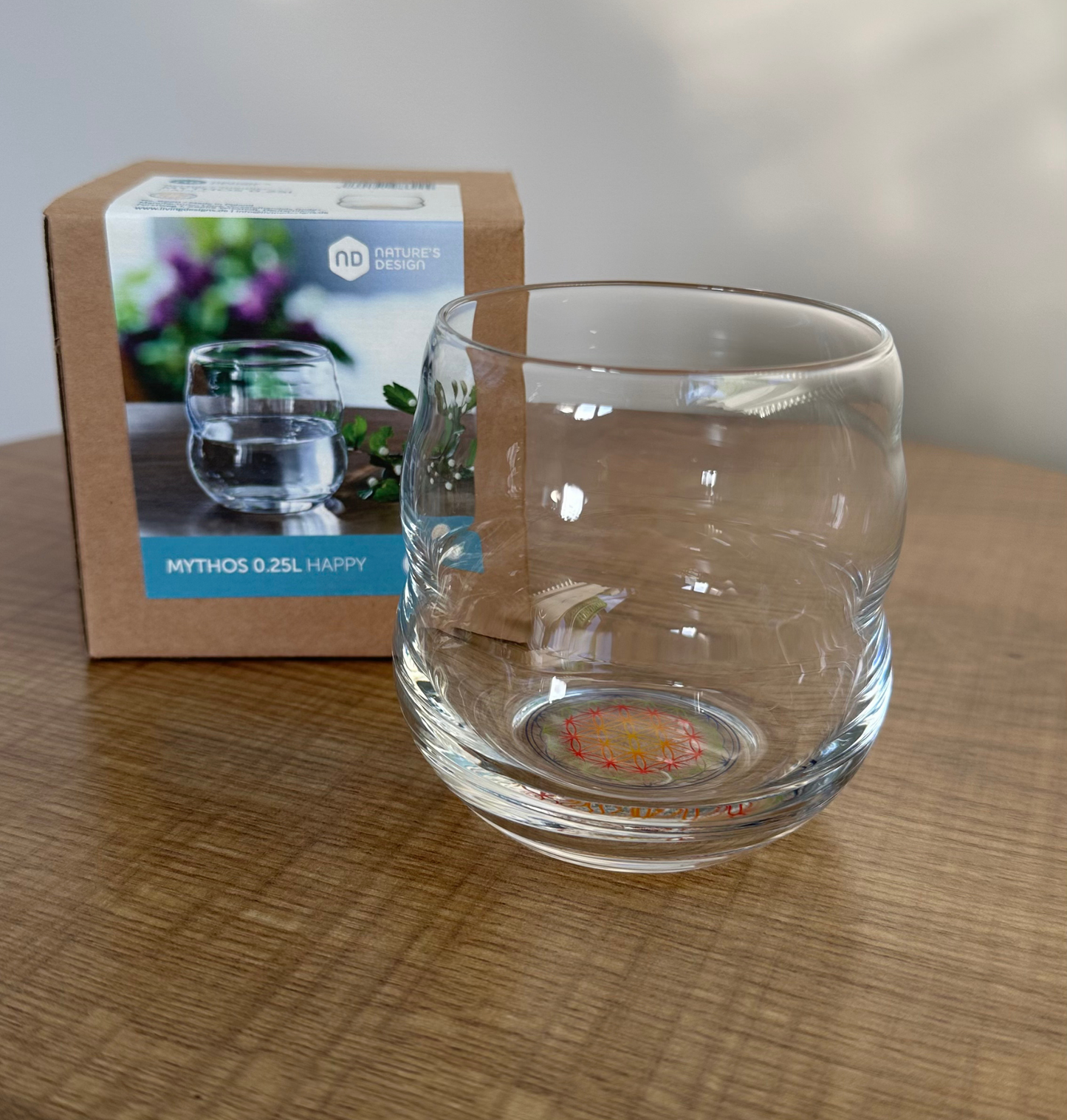 Vitalwasser-Trinkglas MYTHOS mit BDL bunt graviert