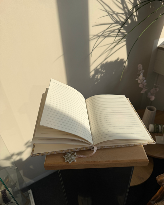 Samt-Notizbuch Lebensblume Gold und Beige