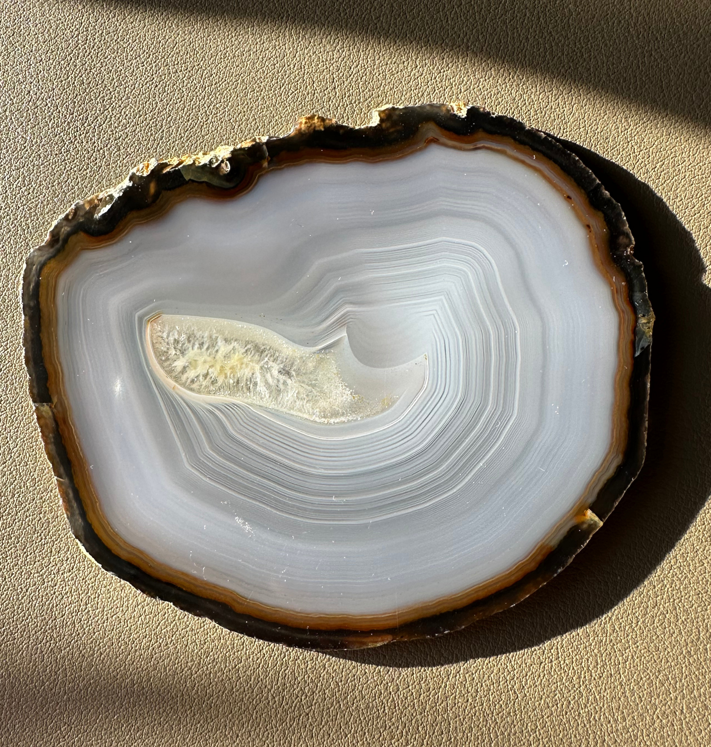 Achat-Scheibe – rund, 10–15 cm (Einzelstück)