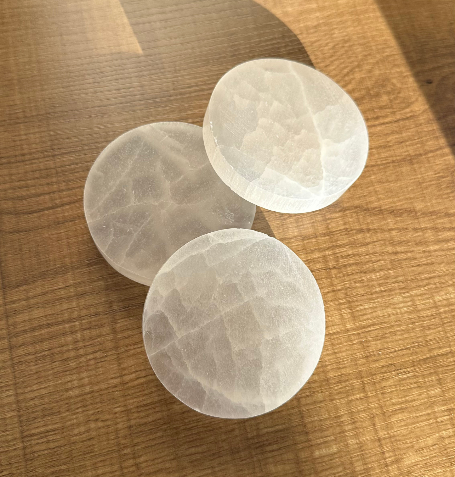 Runde Selenit-Platte – 6–8 cm