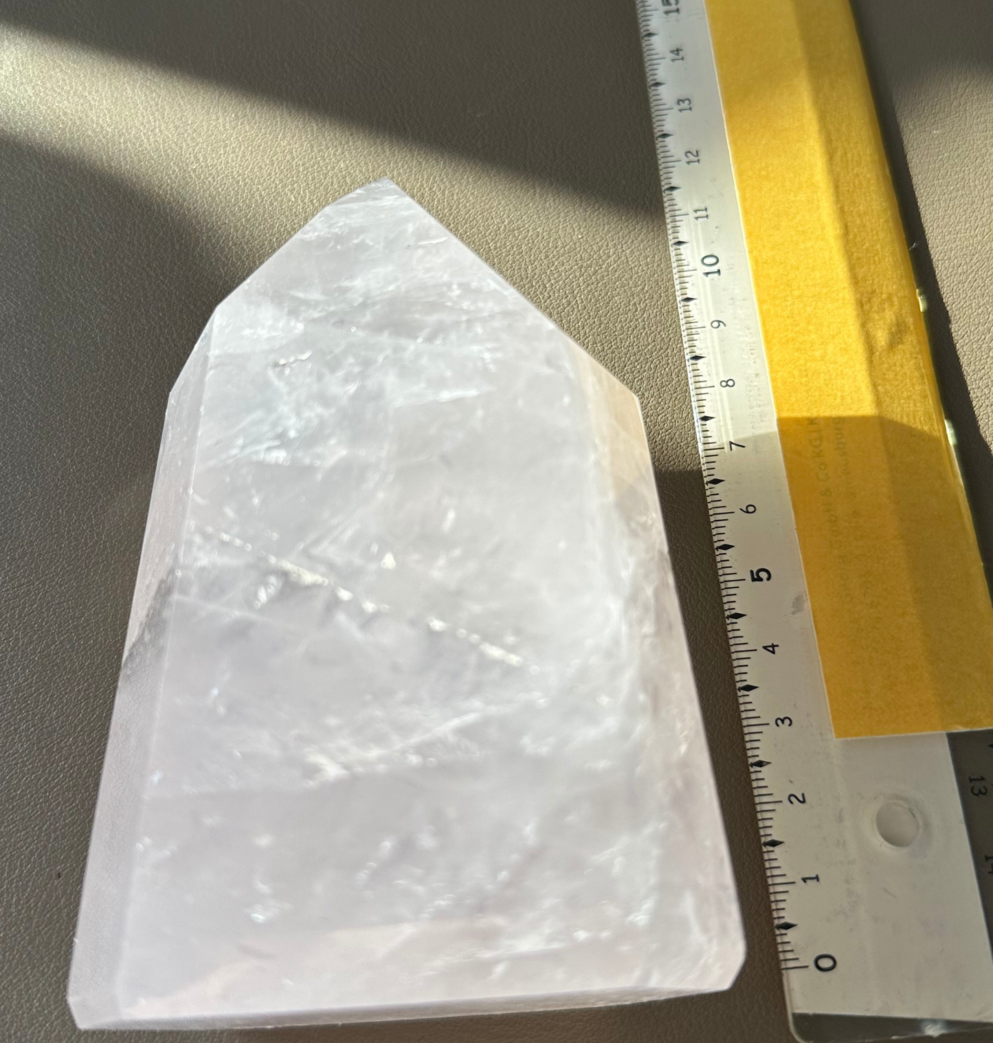 Rosenquarz-Spitze (Obelisk) – ca. 12–15 cm (Einzelstück)