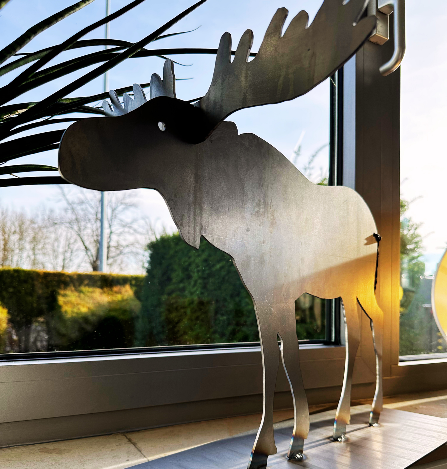 Abundanceia Stehender Elch – Stahl, rostend