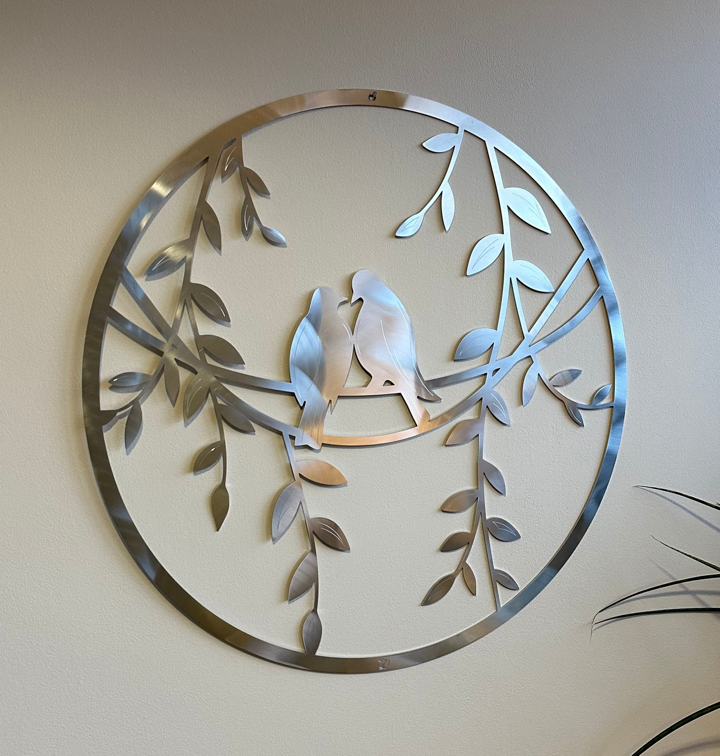 Birds Freedom – Edelstahl-Wanddekor Ø 57 cm