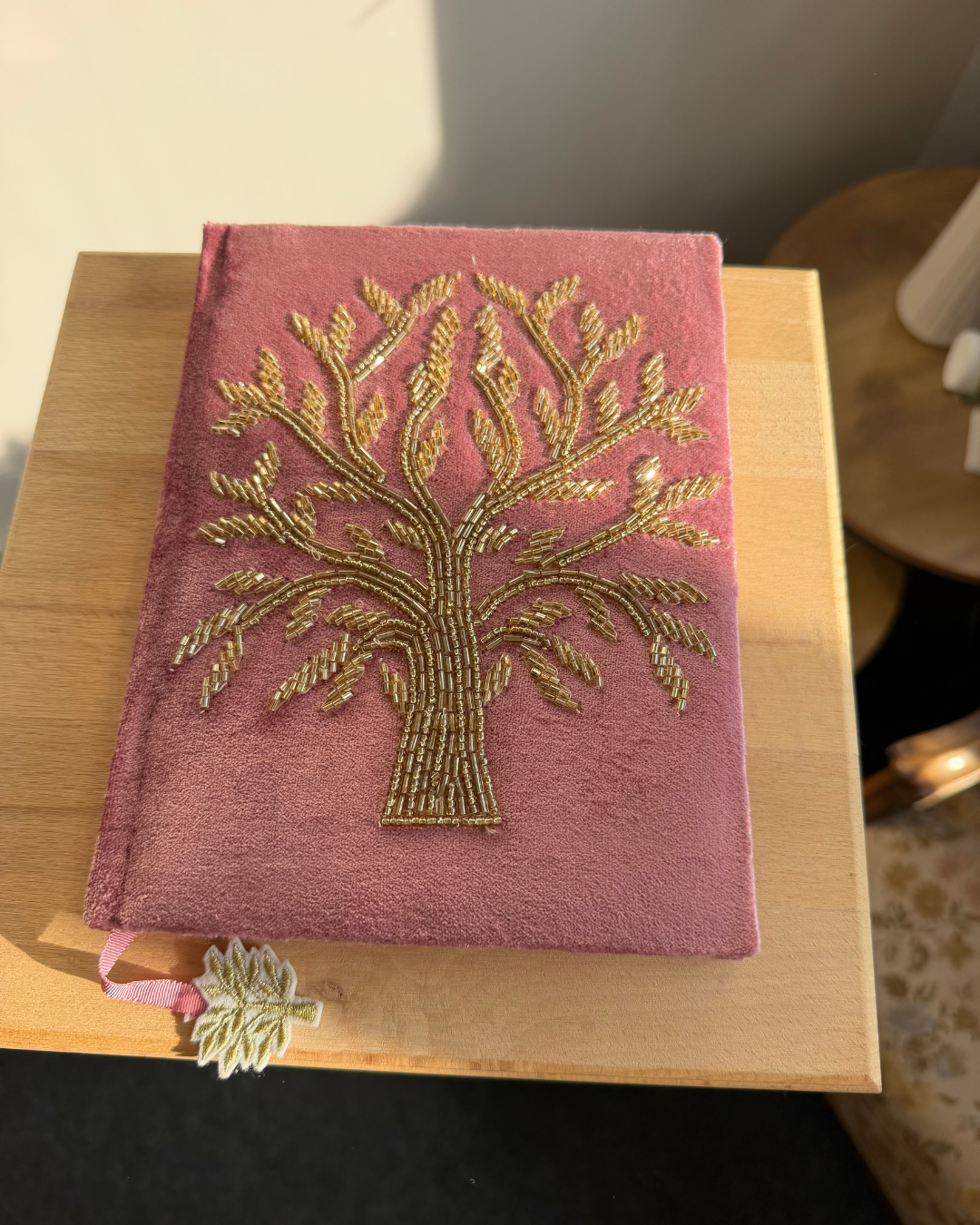 Samt-Notizbuch Lebensbaum – Rosa