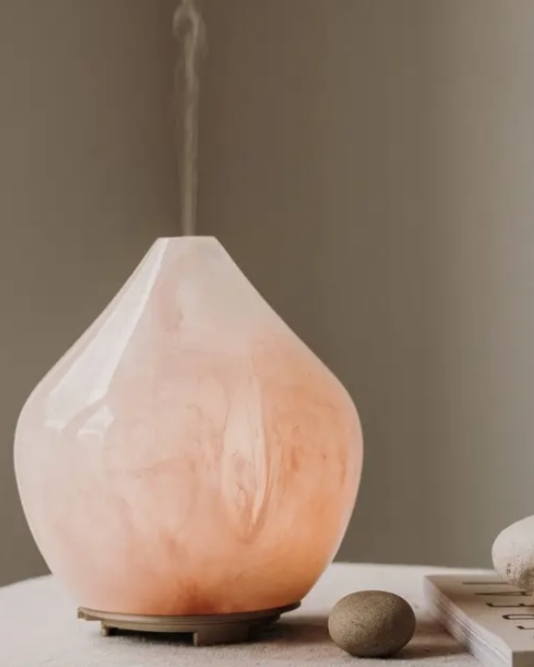 GEM Aroma Diffuser – Rosenquarz-inspiriertes Design