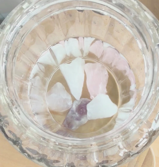Wassersteine – Rosenquarz, Bergkristall & Amethyst